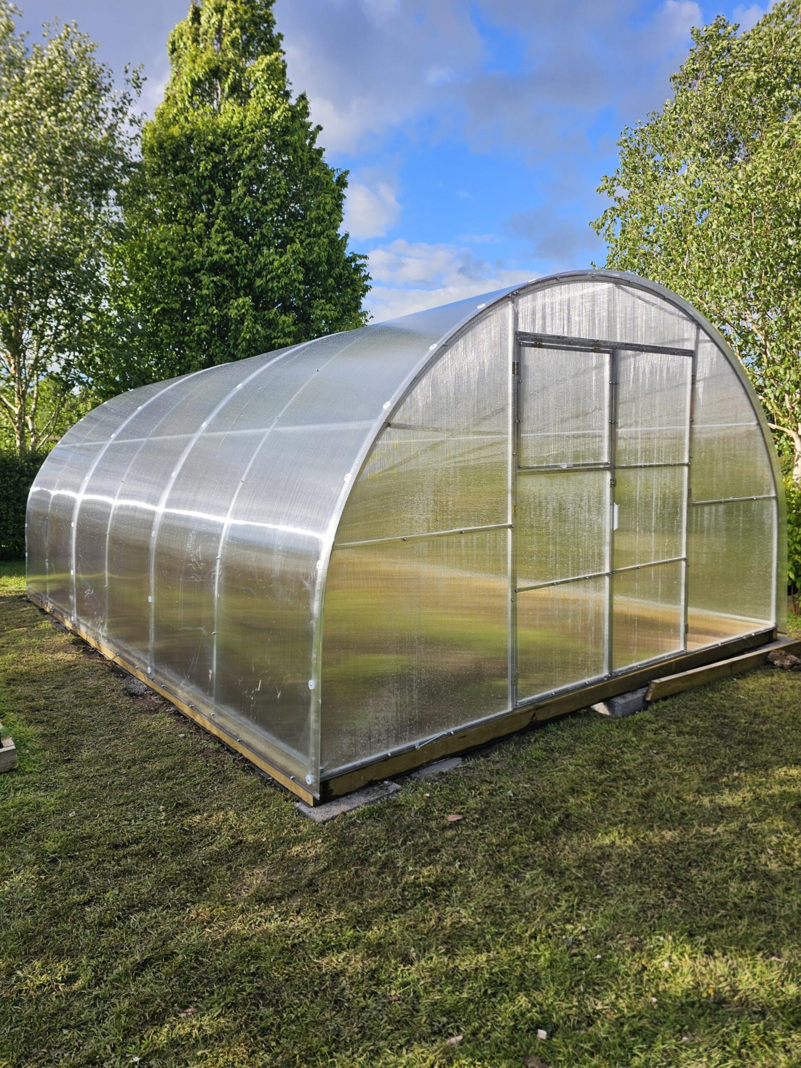 Polycarbonate Greenhouse “Titan” 4x6m