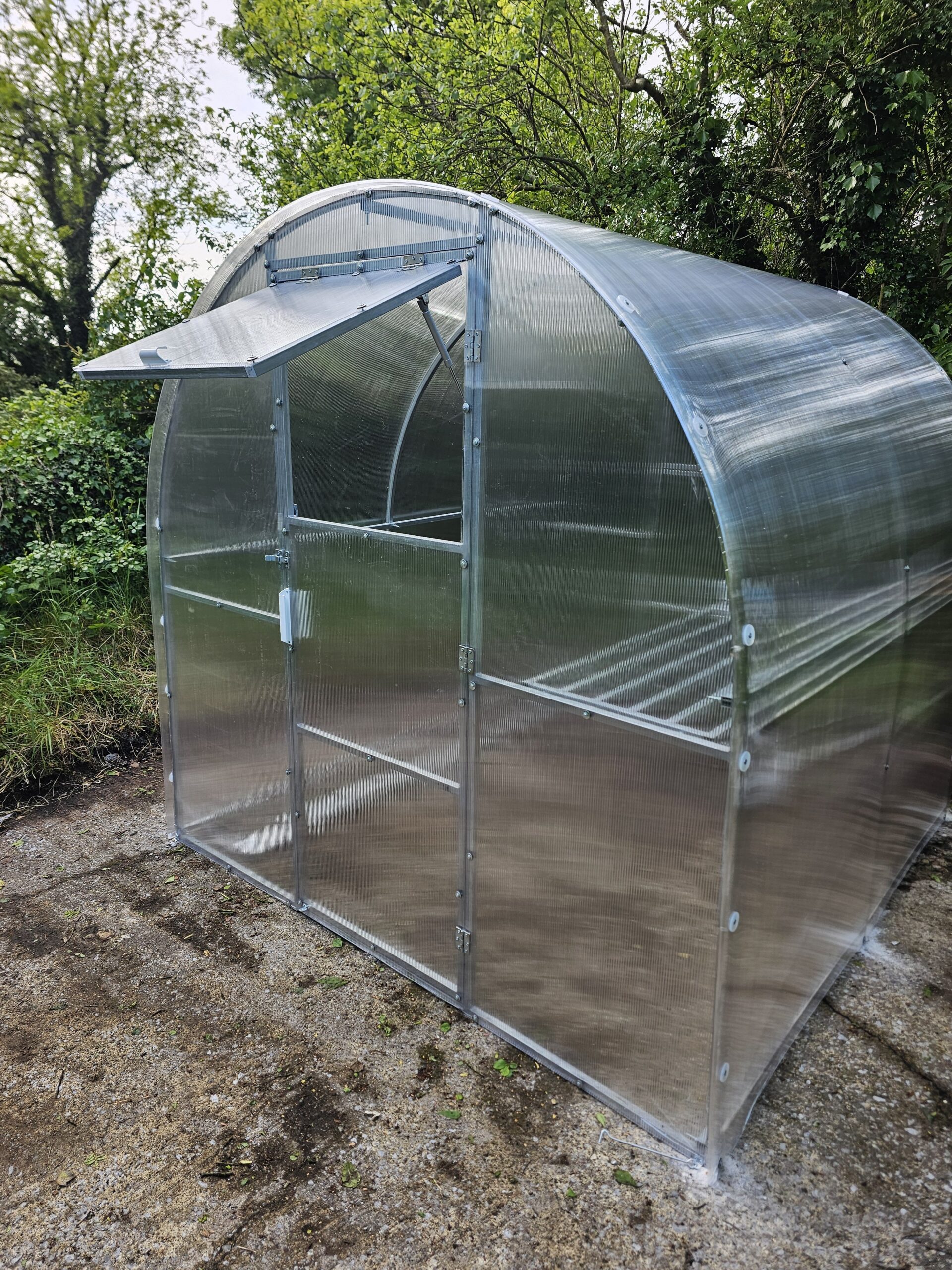 Polycarbonate Greenhouse “Compact” 2x4m