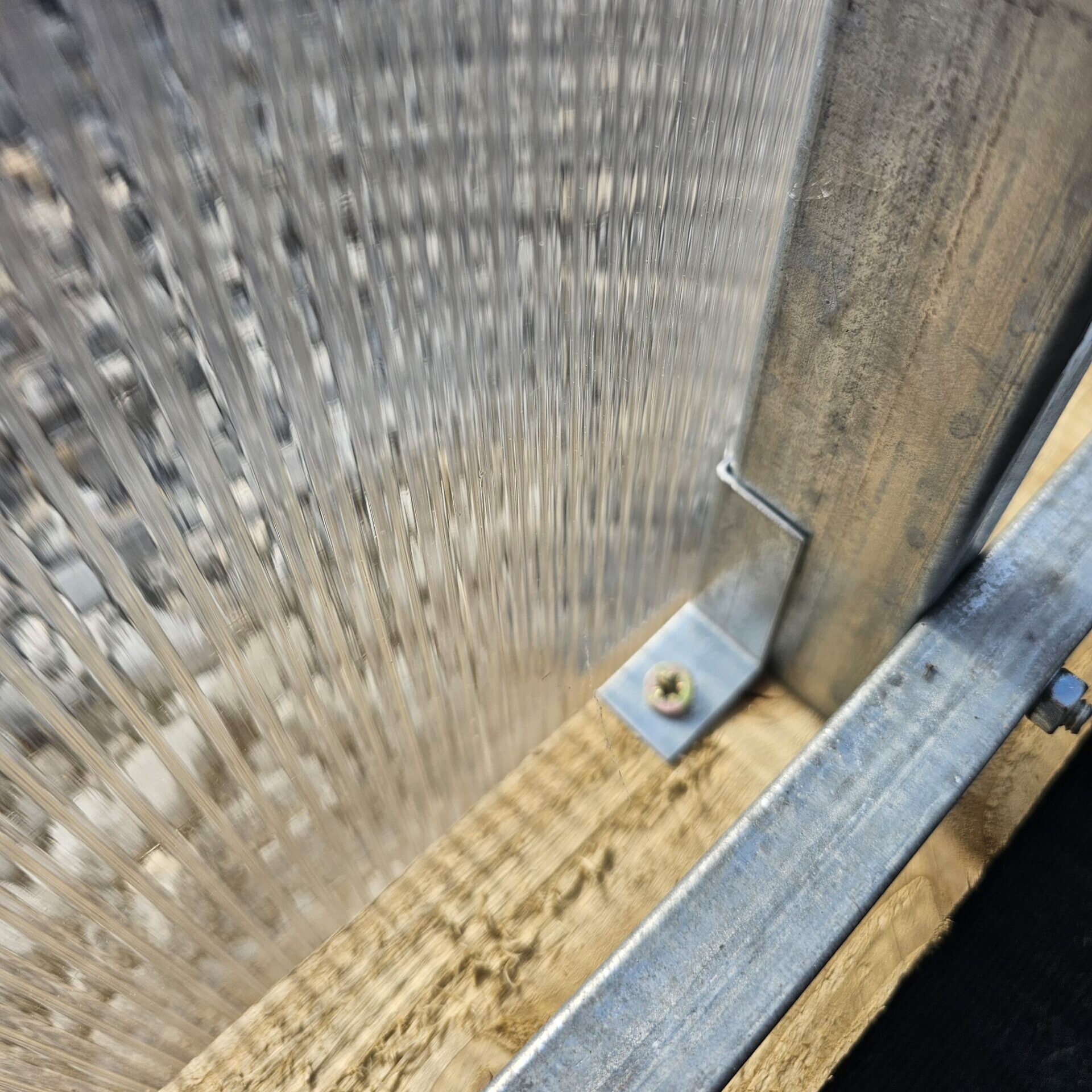 Greenhouse Frame Securing Brackets for Bases